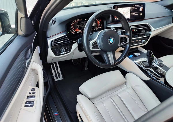 BMW Seria 5 cena 184900 przebieg: 113565, rok produkcji 2020 z Ciechocinek małe 596